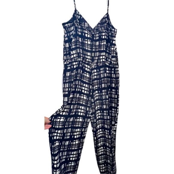 MADEWELL Navy & White Brushstroke Plaid Faux Wrap Cami Jumpsuit Size M - Picture 9 of 12